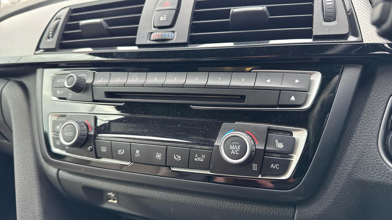 Used BMW 4 Series 2017 for sale - 77604675: Photo 44