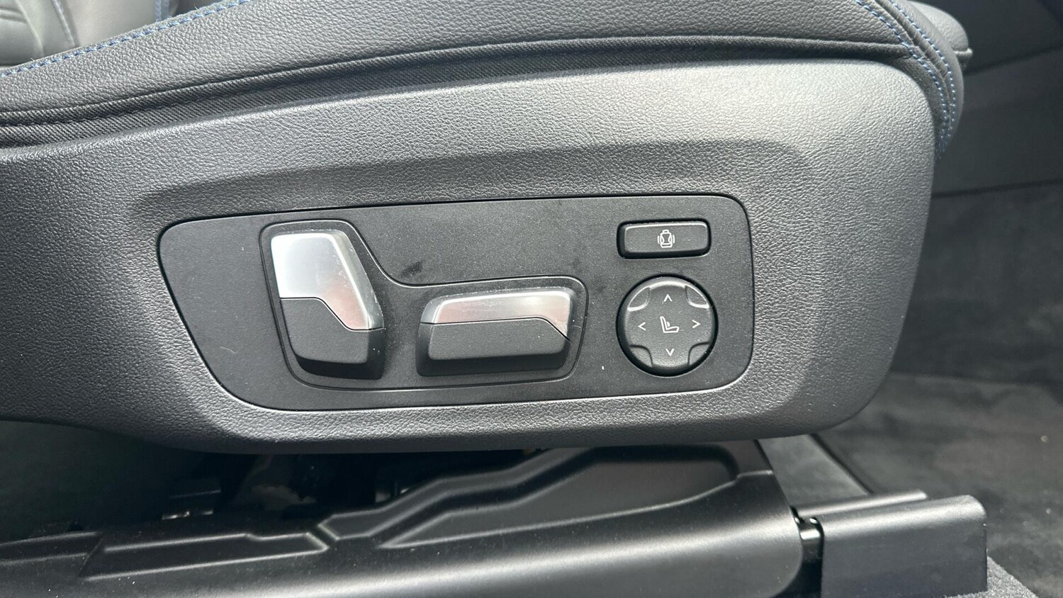 Used BMW iX3 2023 for sale - 77683748: Photo 25