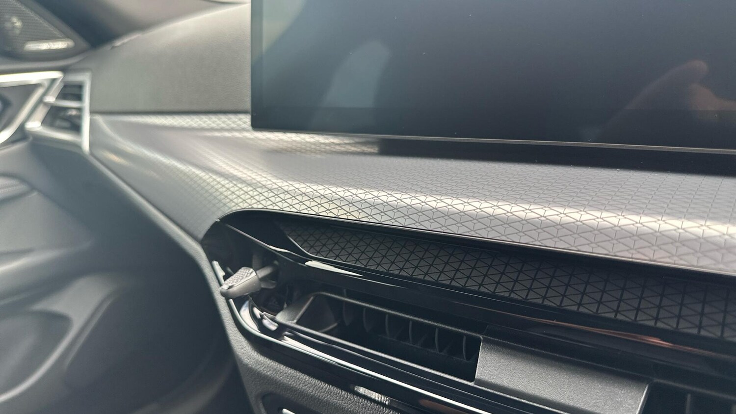 Used BMW i4 2025 for sale - 77604848: Photo 27