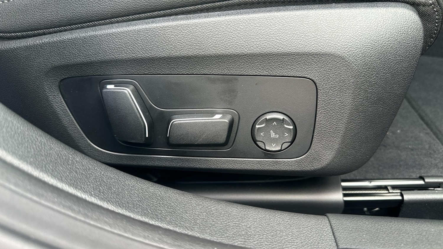 Used BMW i4 2025 for sale - 77604848: Photo 30