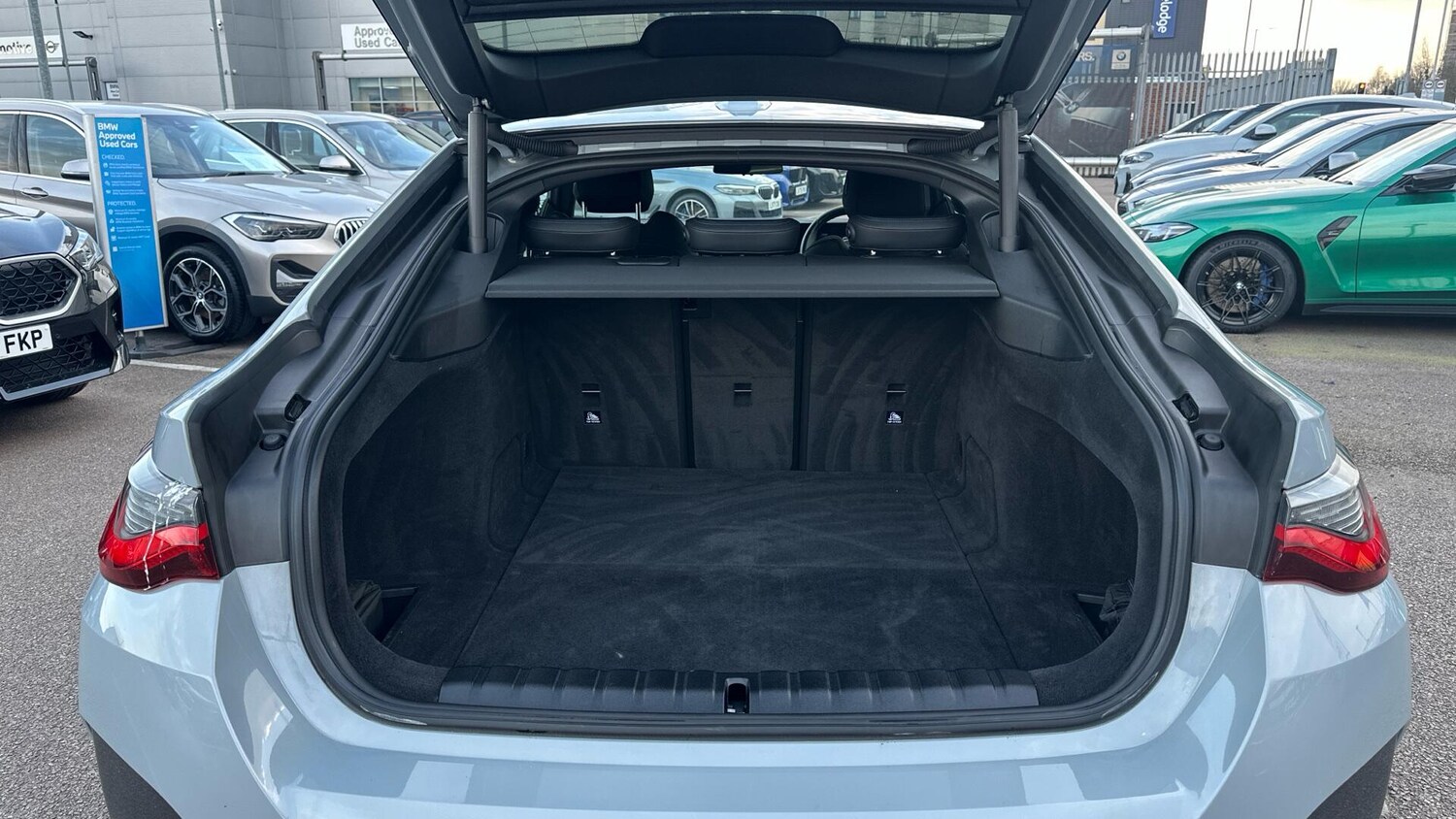 Used BMW i4 2022 for sale - 77768045: Photo 13