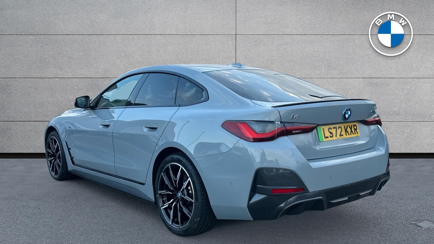 Used BMW i4 2022 for sale - 77768045: Photo 2