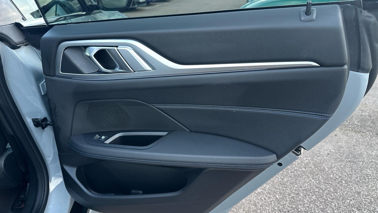 Used BMW i4 2022 for sale - 77768045: Photo 43