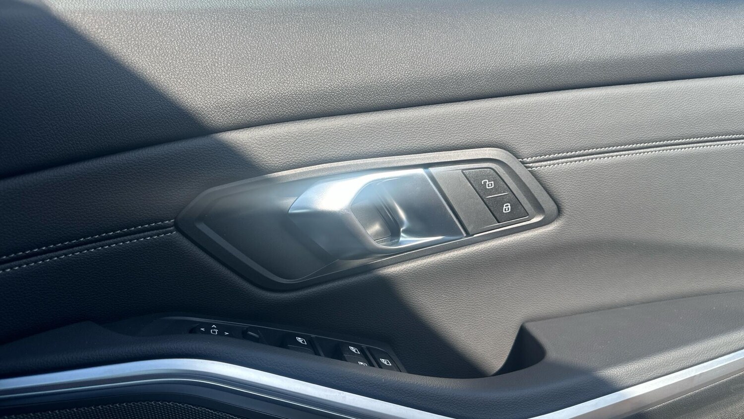 Used BMW 3 Series for sale - 77970664: Photo 31