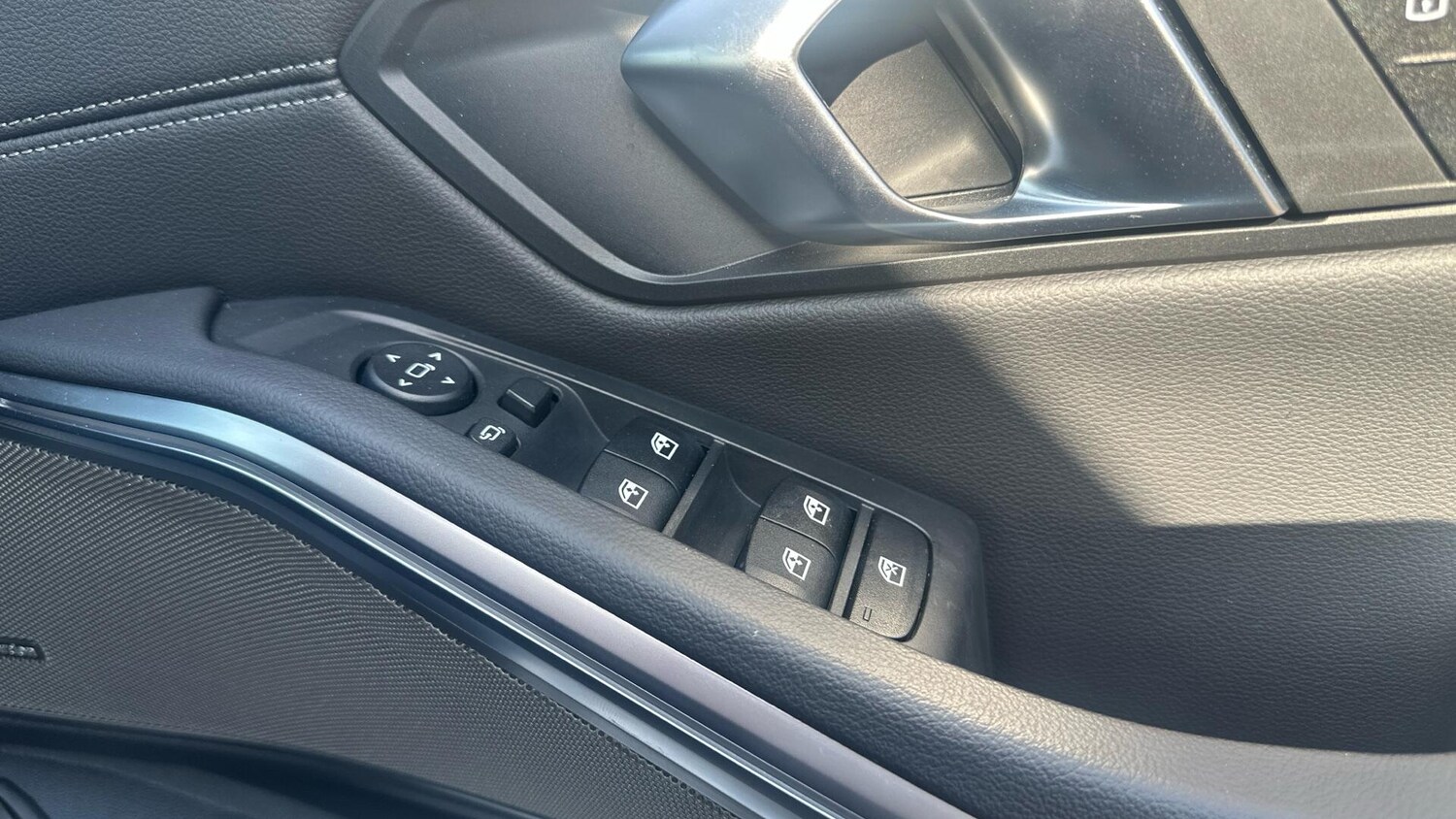 Used BMW 3 Series for sale - 77970664: Photo 32