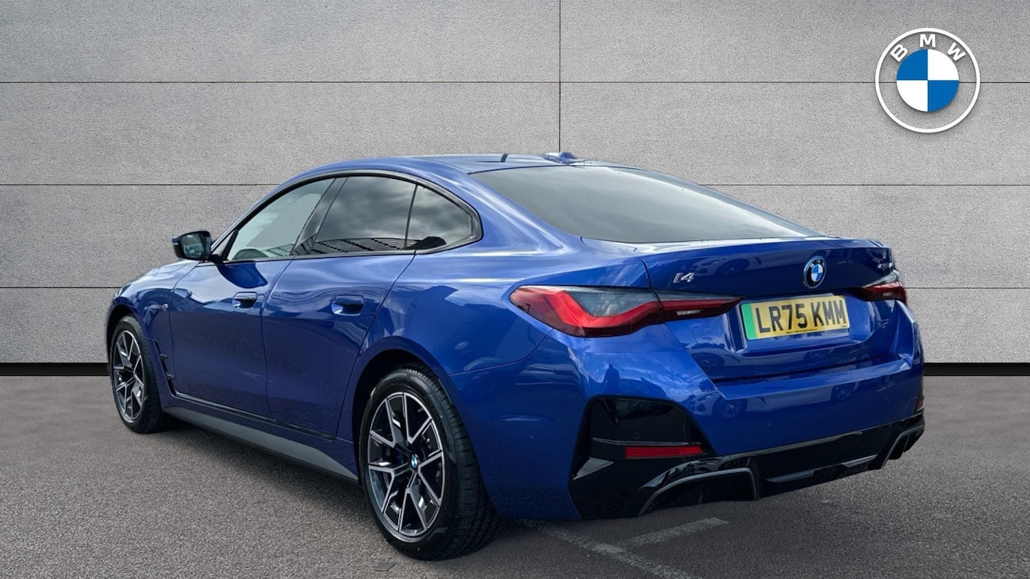 Used BMW i4 for sale - 77604672: Photo 2