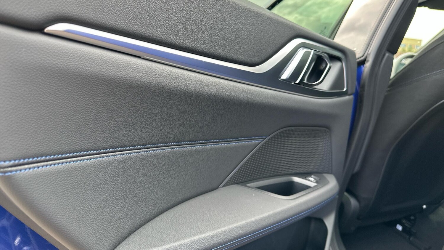 Used BMW i4 for sale - 77604672: Photo 37