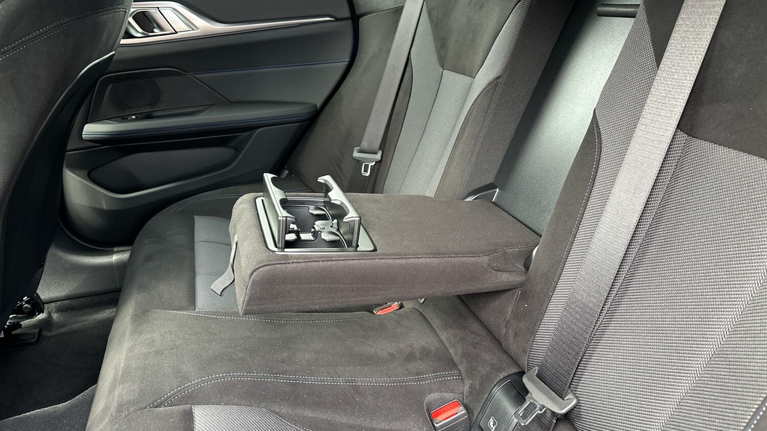 Used BMW i4 for sale - 77604672: Photo 39