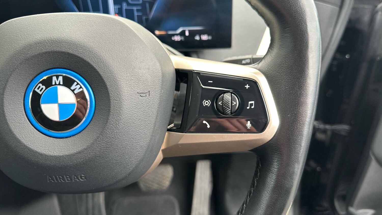 Used BMW iX 2022 for sale - 77604809: Photo 18