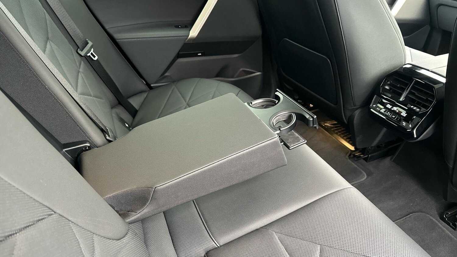 Used BMW iX 2022 for sale - 77604809: Photo 41