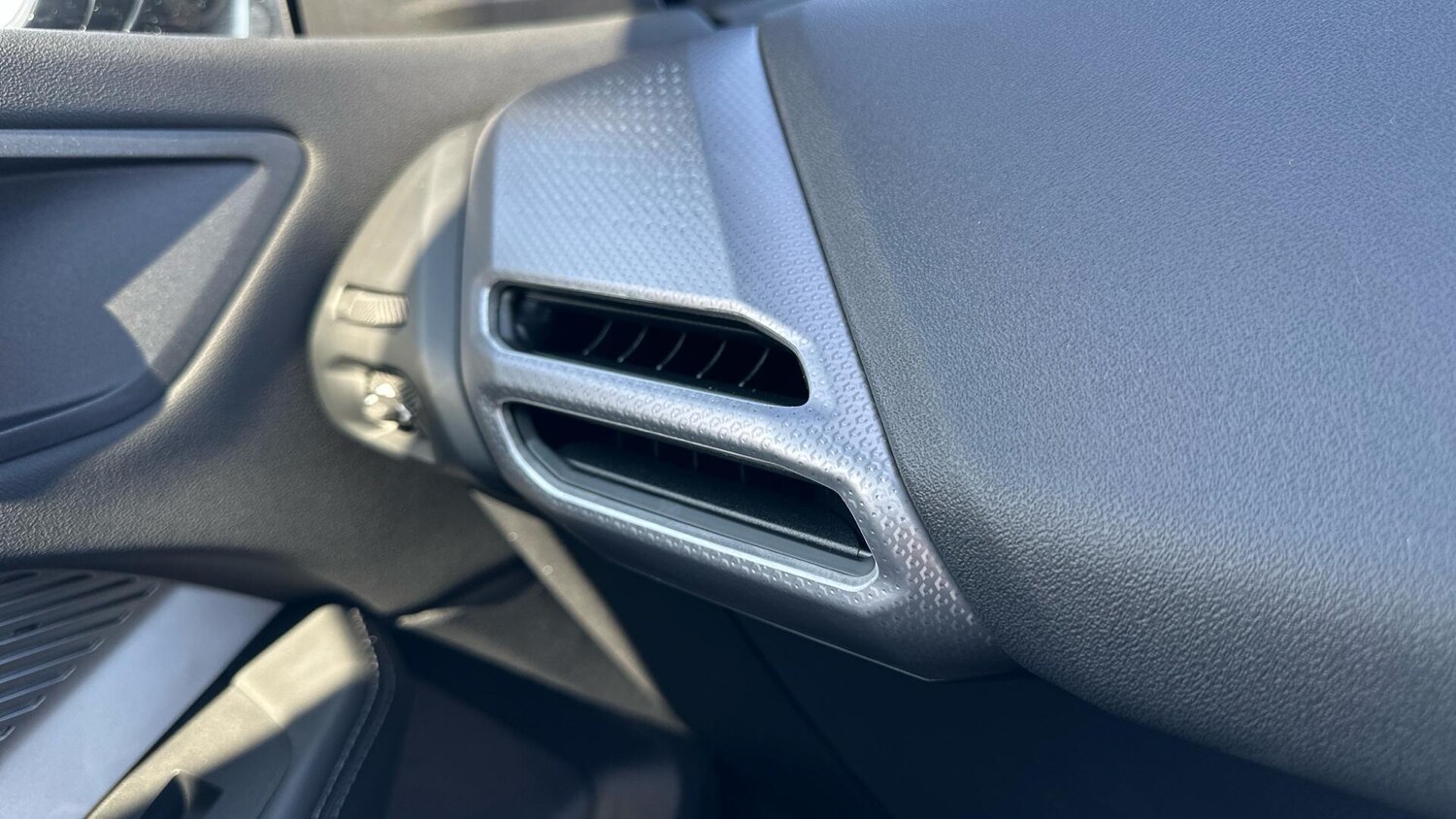 Used BMW 2 Series 2025 for sale - 77604847: Photo 28