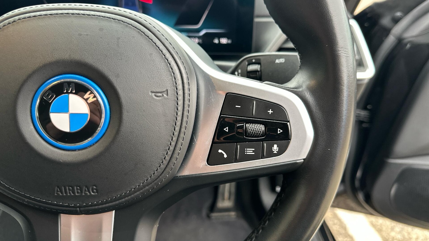 Used BMW i4 2023 for sale - 78057690: Photo 18