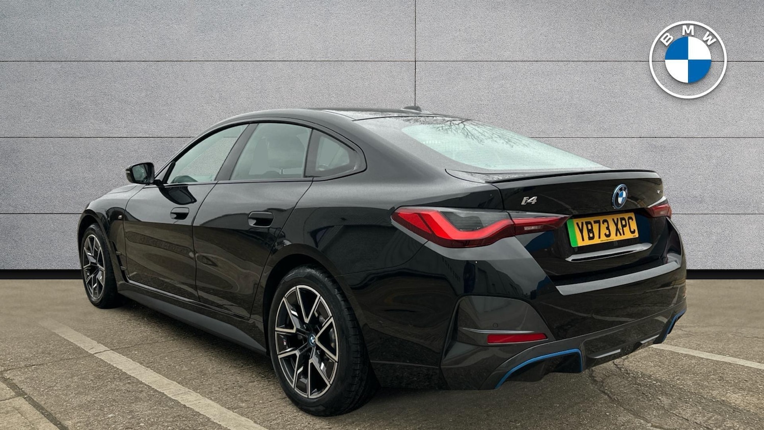 Used BMW i4 2023 for sale - 78057690: Photo 2