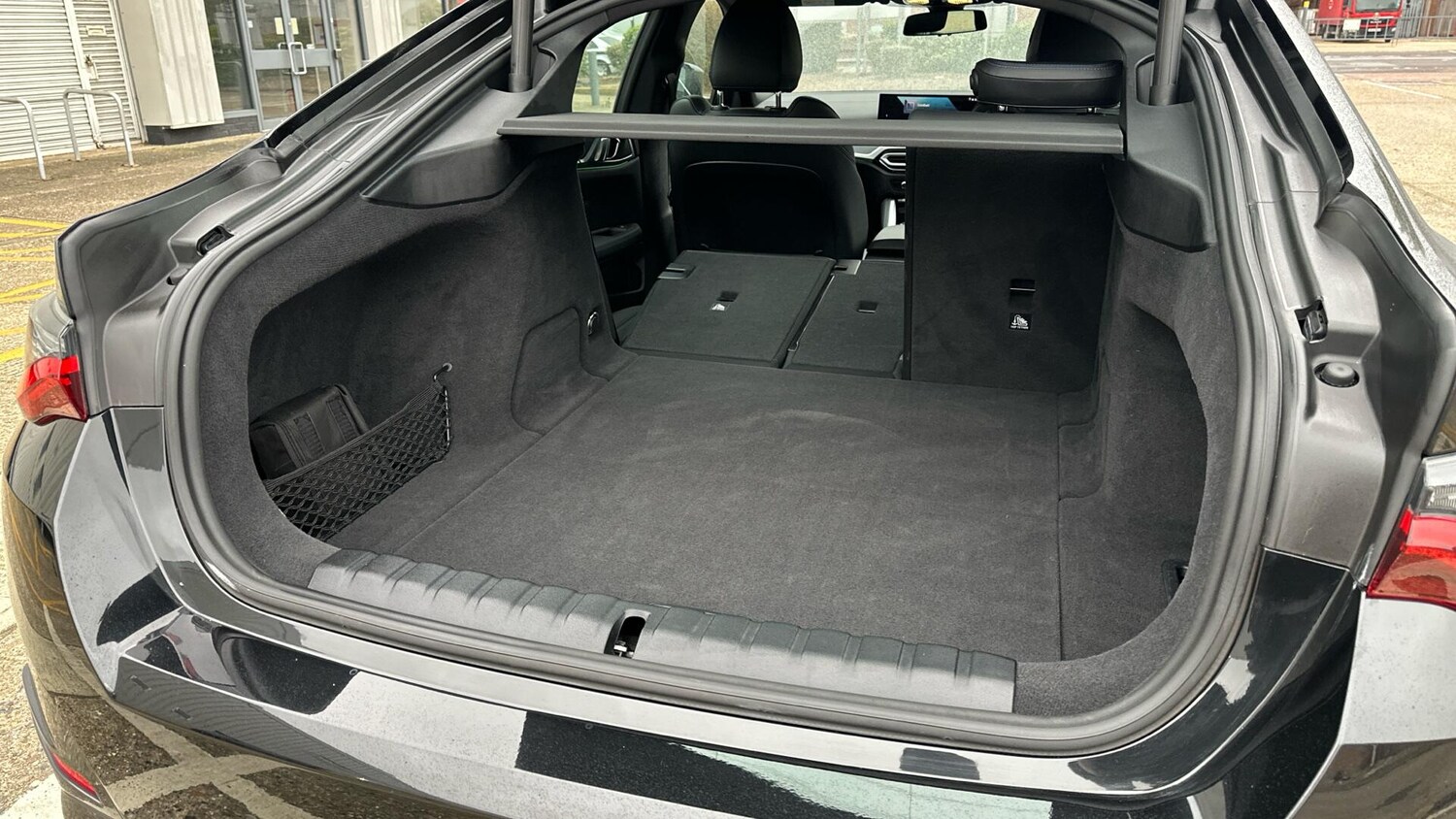 Used BMW i4 2023 for sale - 78057690: Photo 47