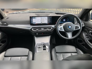 Used BMW 3 Series 2024 for sale - 77604811: Photo