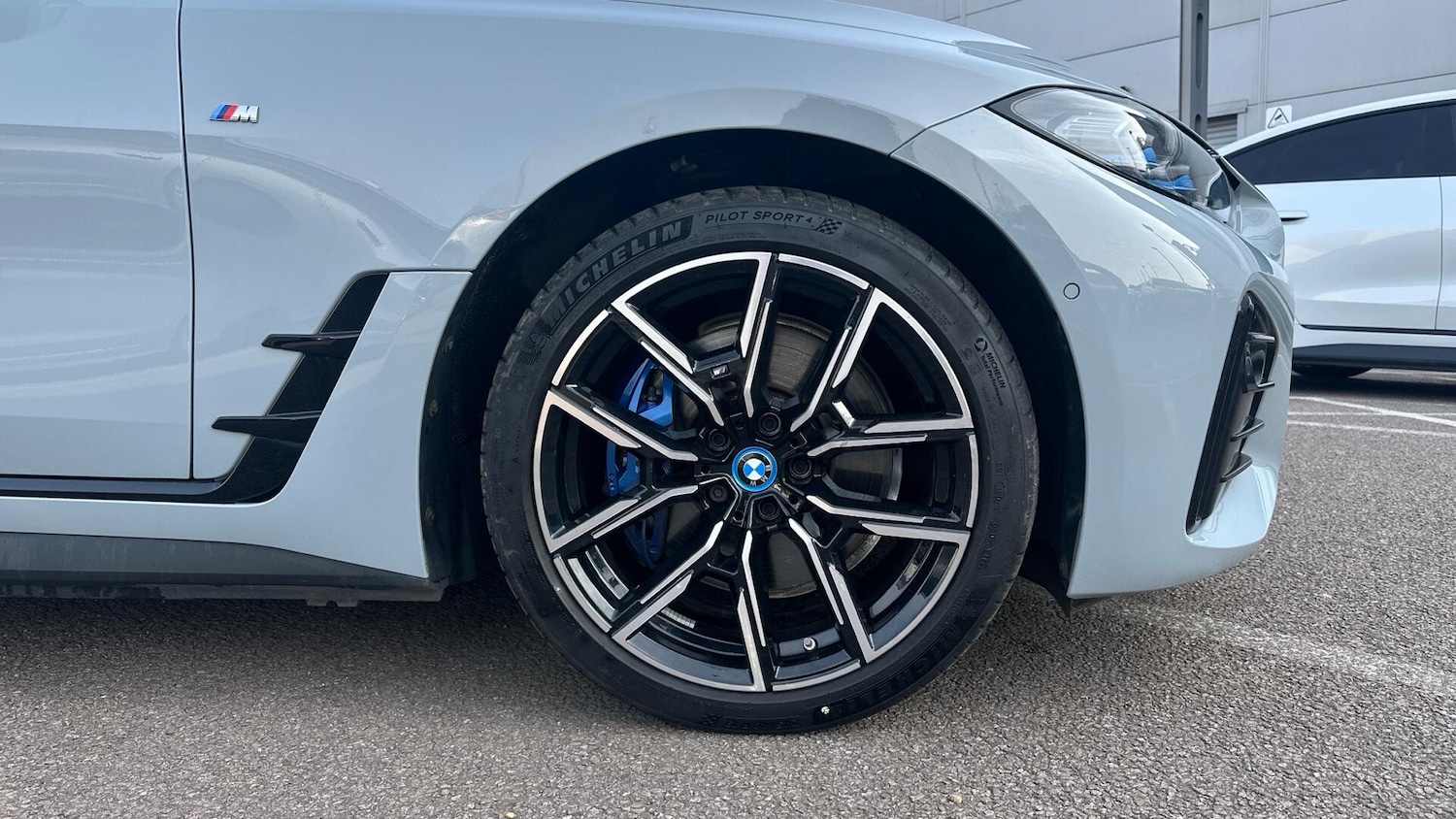 Used BMW i4 2023 for sale - 78071811: Photo 14