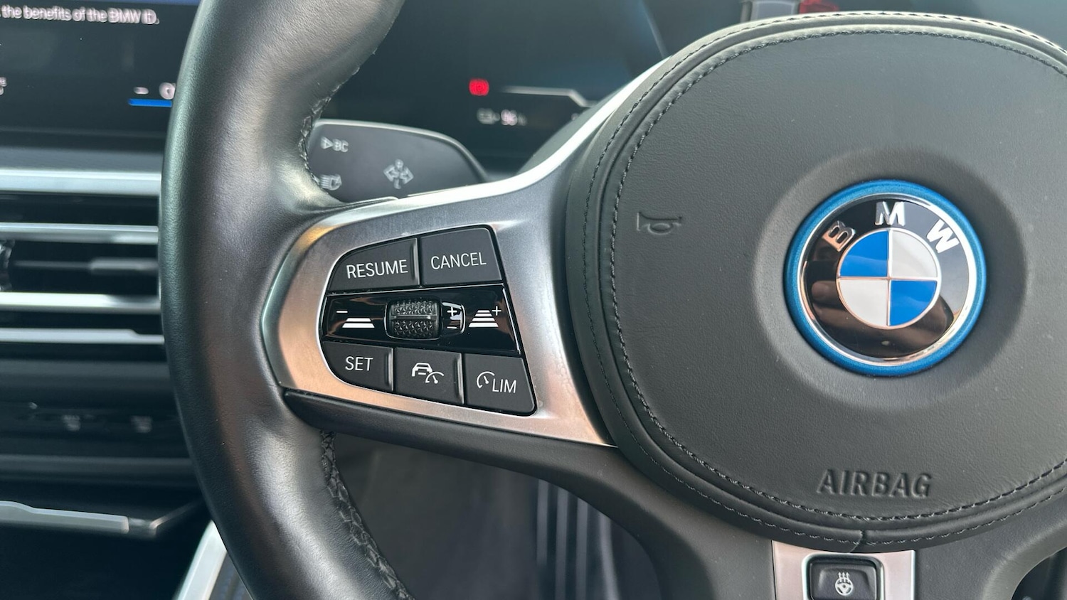 Used BMW i4 2023 for sale - 78071811: Photo 17