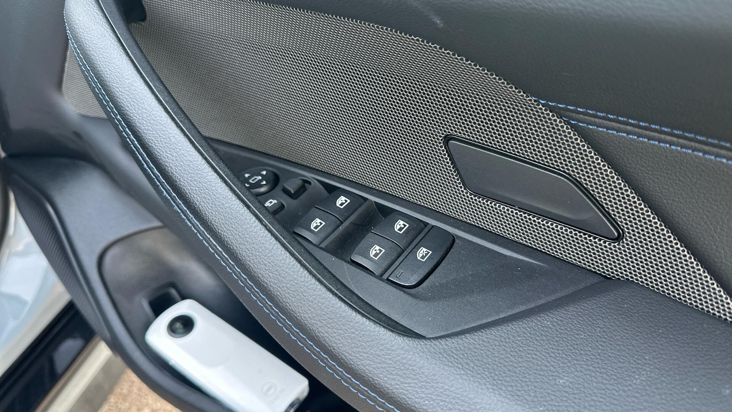 Used BMW i4 2023 for sale - 78071811: Photo 30