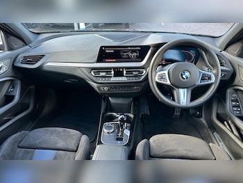 Used BMW 1 Series 2023 for sale - 77604812: Photo