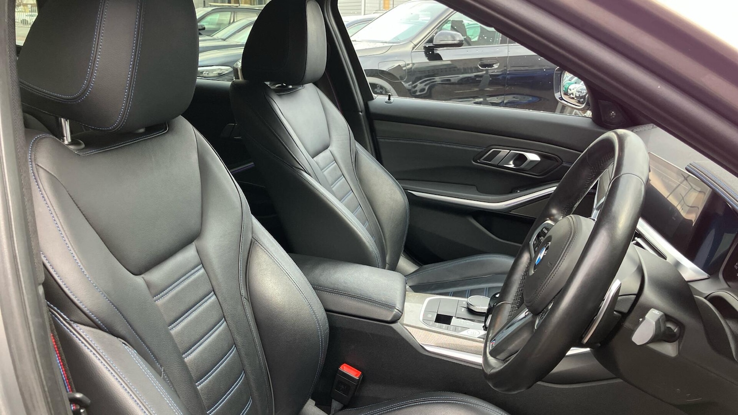 Used BMW 3 Series 2019 for sale - 77612139: Photo 11