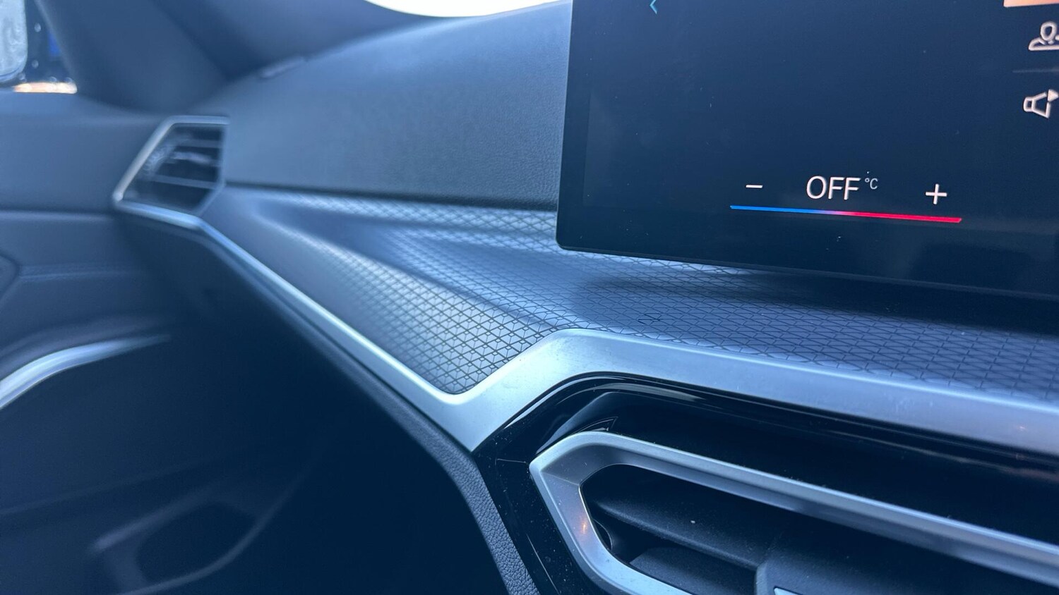 Used BMW 3 Series 2023 for sale - 77784788: Photo 43