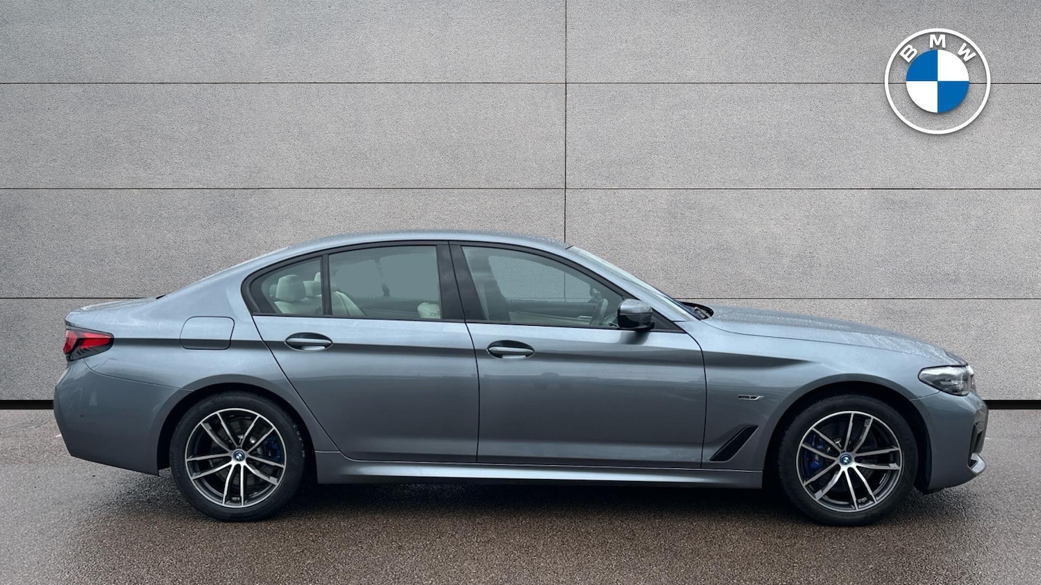 Used BMW 5 Series 2022 for sale - 77646197: Photo 3