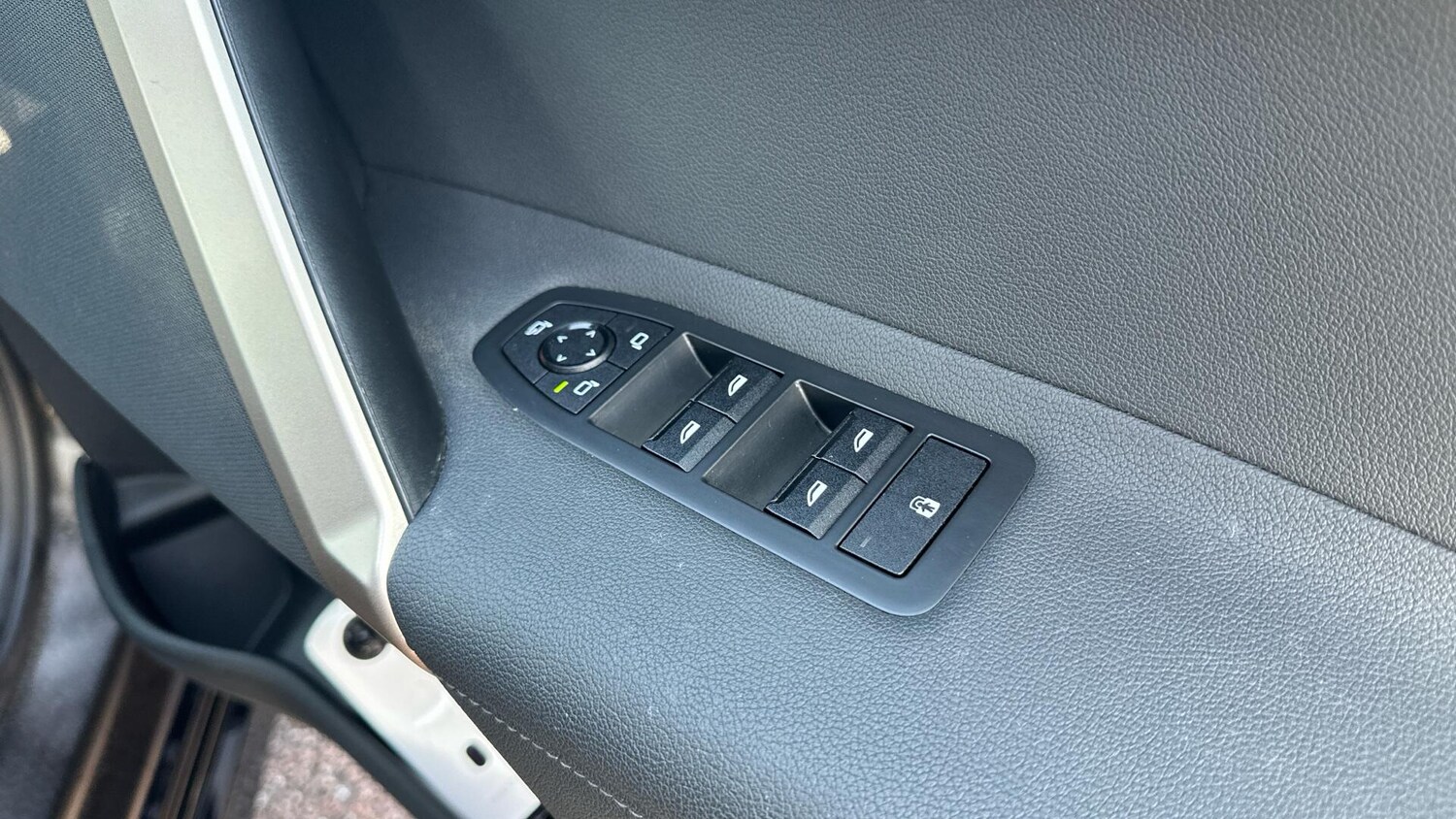 Used BMW iX for sale - 77807777: Photo 29