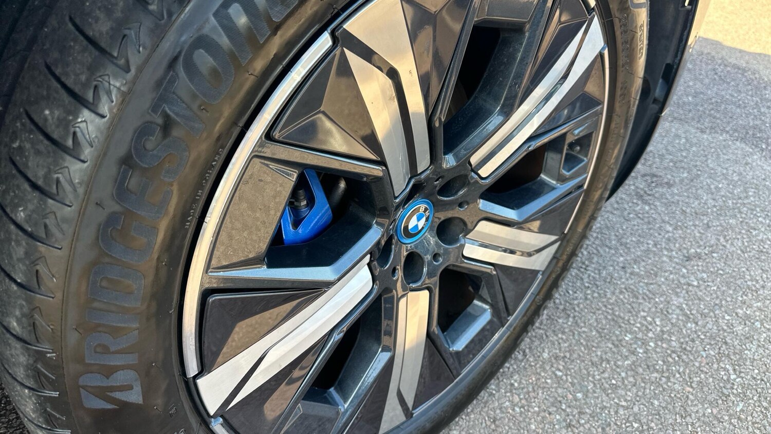 Used BMW iX for sale - 77807777: Photo 32