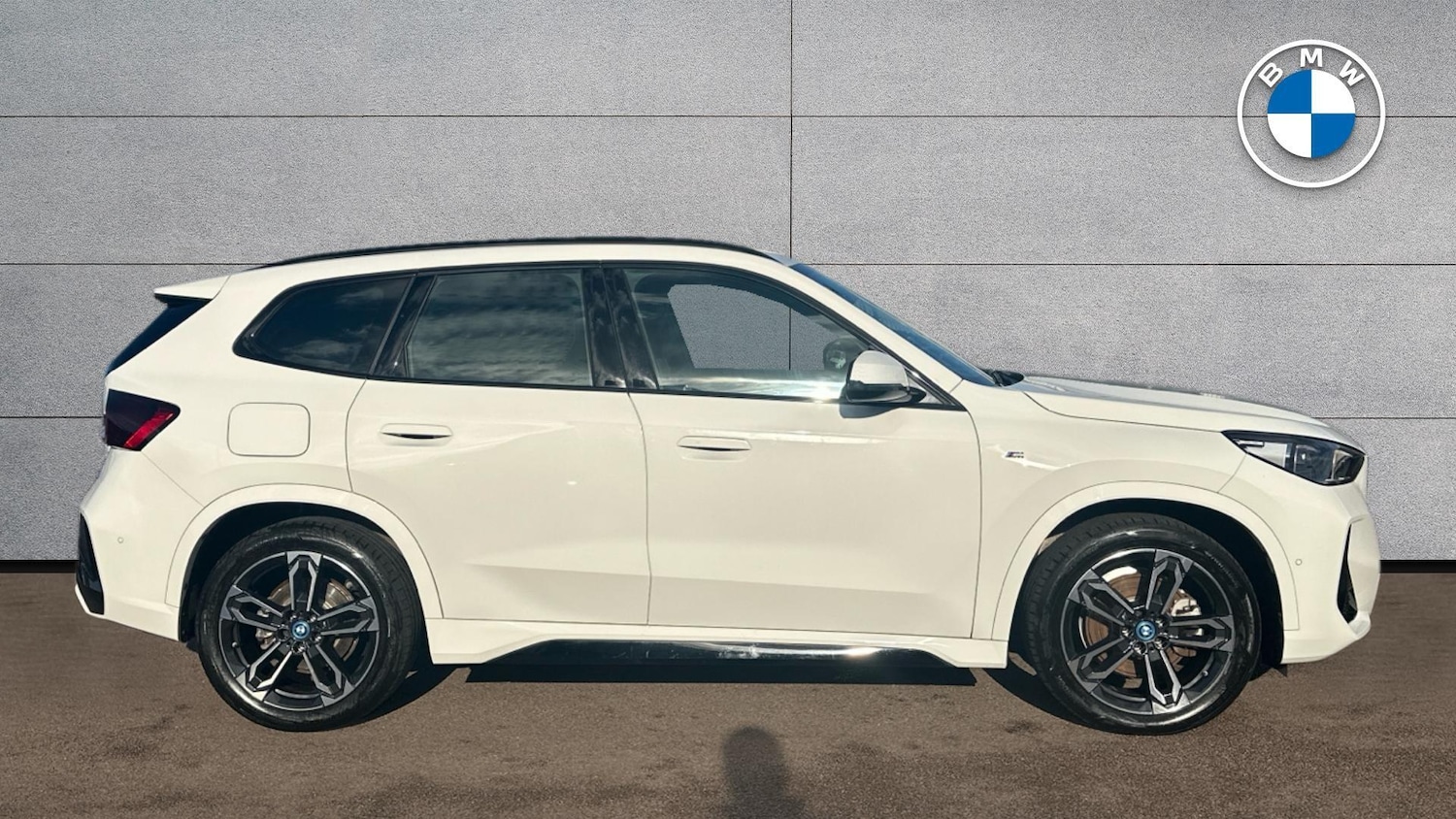 Used BMW iX1 2023 for sale - 77604836: Photo 3