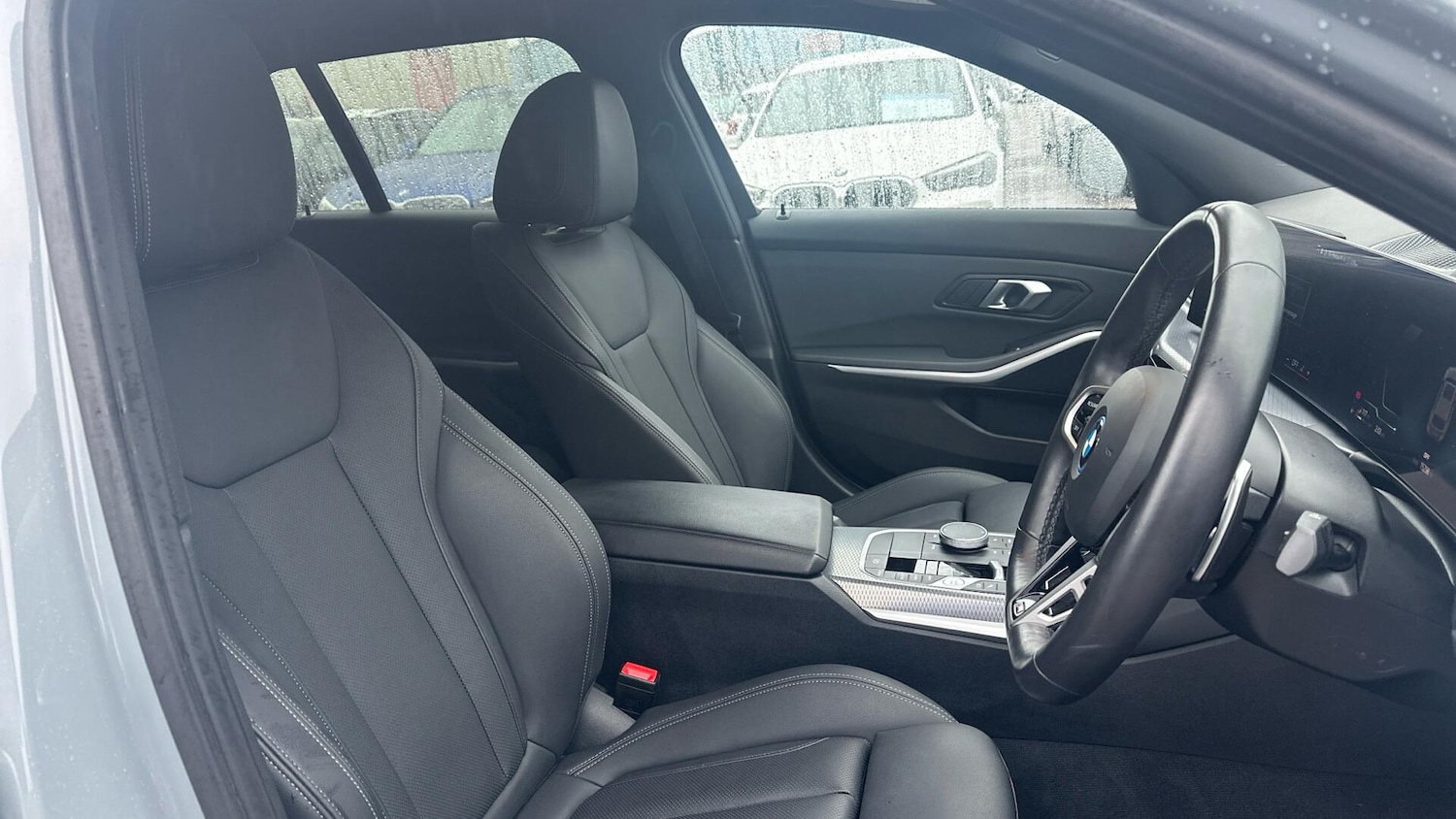 Used BMW 3 Series 2024 for sale - 77604862: Photo 11