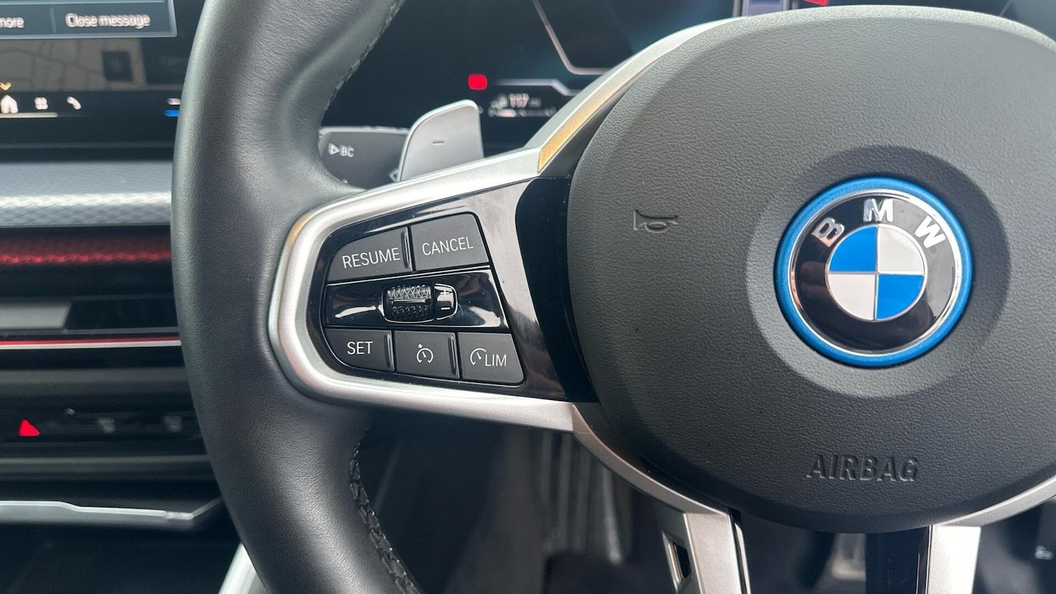 Used BMW 3 Series 2024 for sale - 77604862: Photo 17