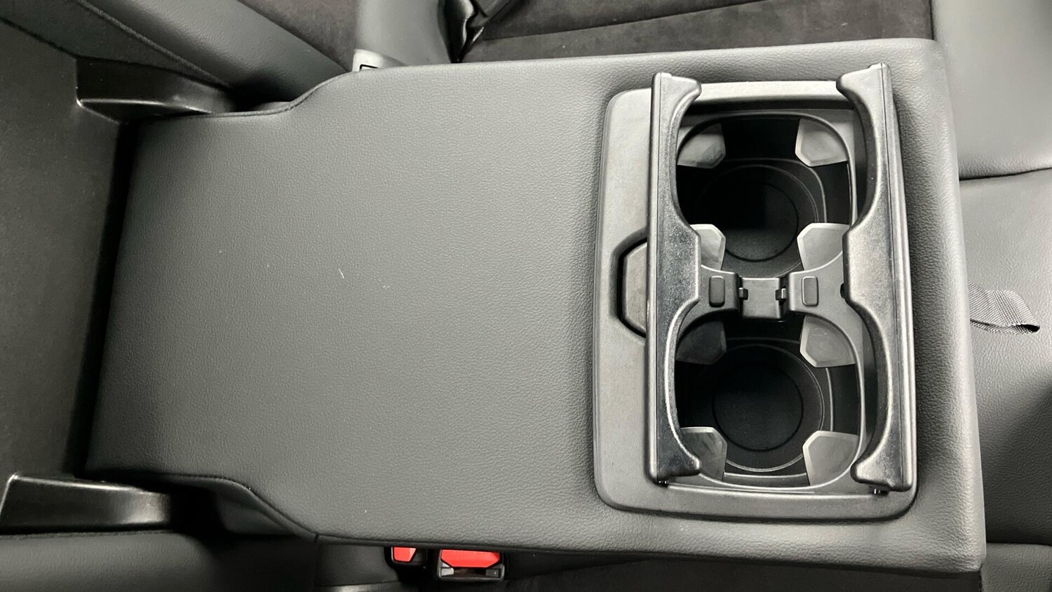 Used BMW 3 Series 2024 for sale - 77604861: Photo 43