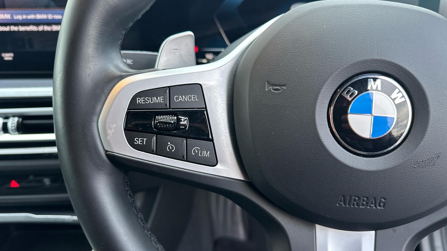 Used BMW 3 Series 2024 for sale - 77632988: Photo 17