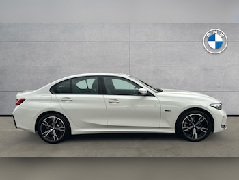 Used BMW 3 Series 2023 for sale - 77604799: Photo