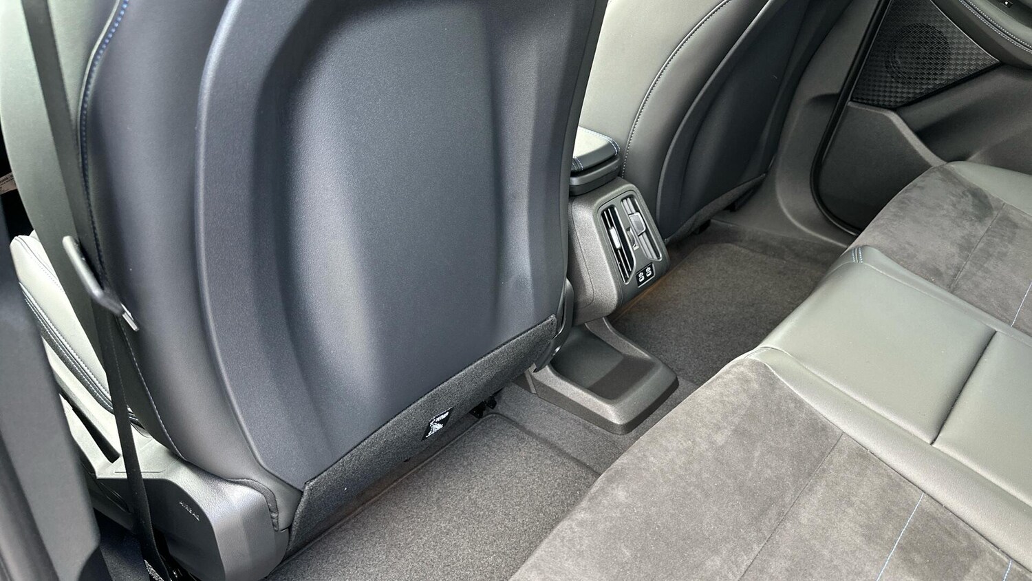 Used BMW 2 Series 2025 for sale - 77604832: Photo 33