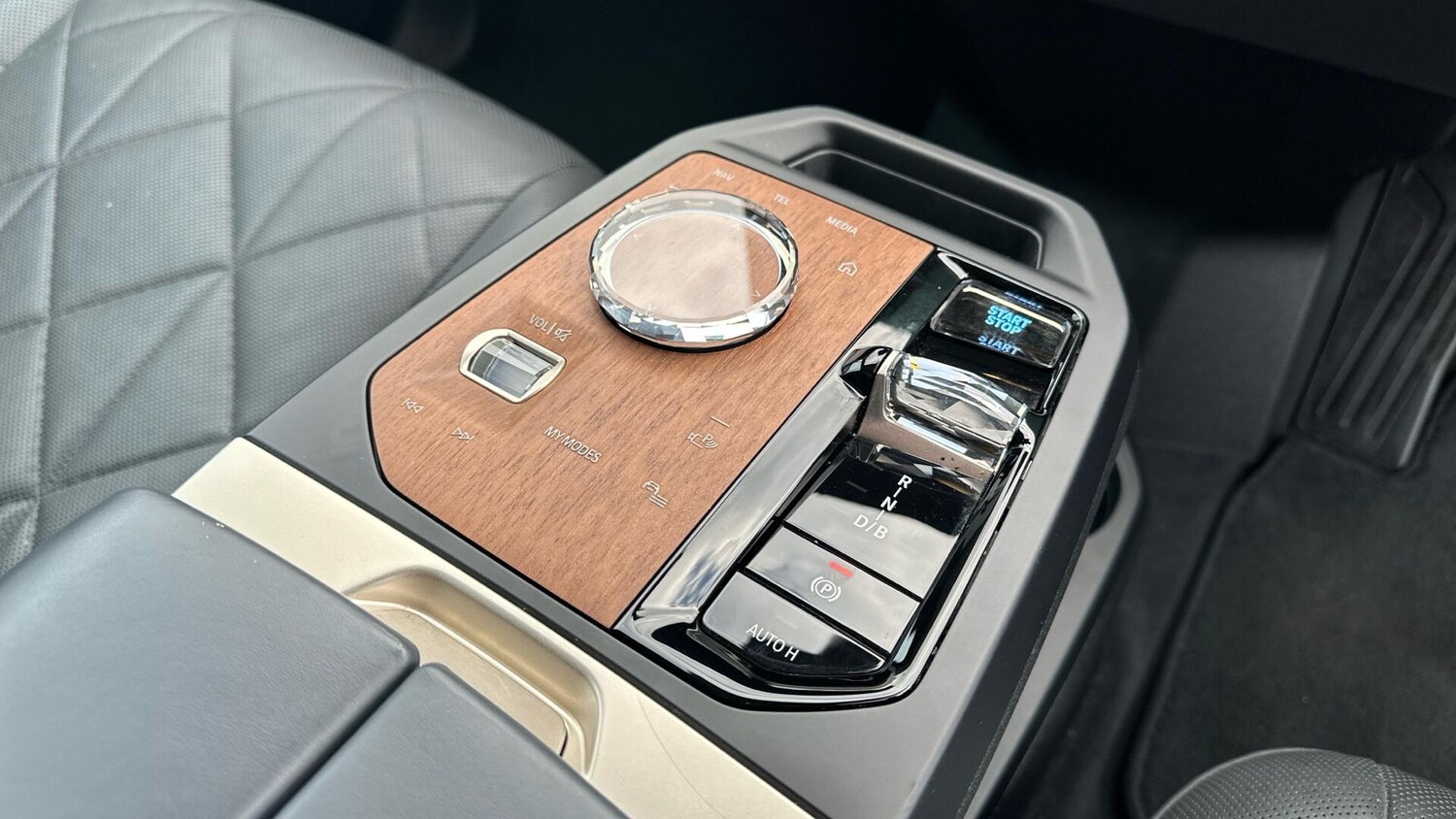 Used BMW iX 2022 for sale - 78072930: Photo 29