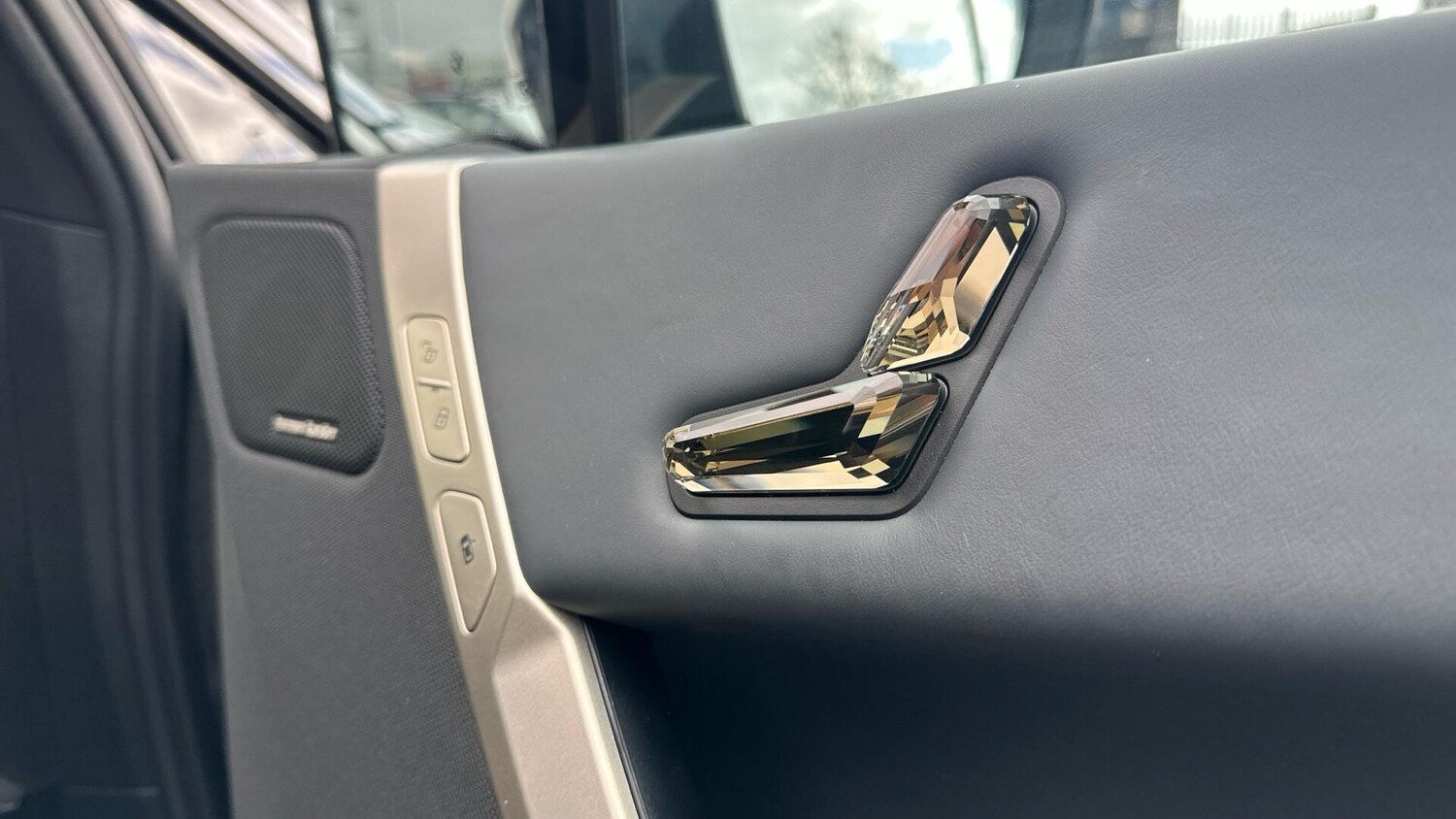 Used BMW iX 2022 for sale - 78072930: Photo 31