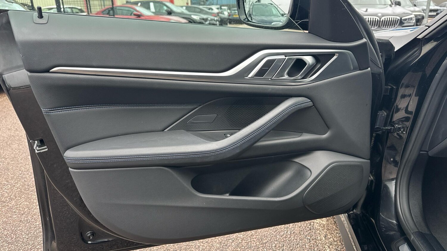 Used BMW i4 2022 for sale - 77852959: Photo 38