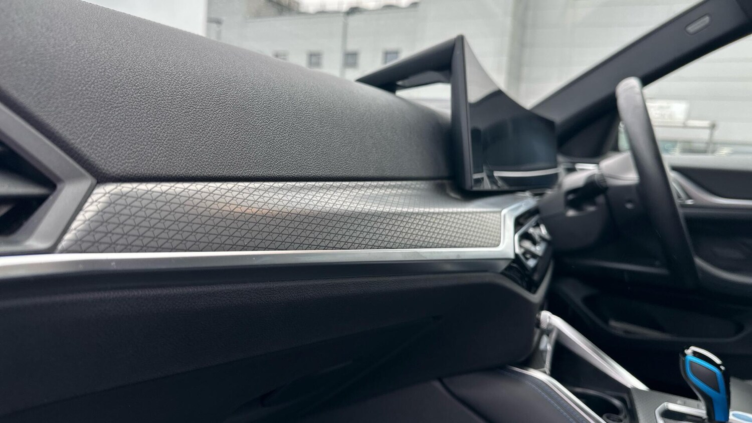 Used BMW i4 2022 for sale - 77852959: Photo 40