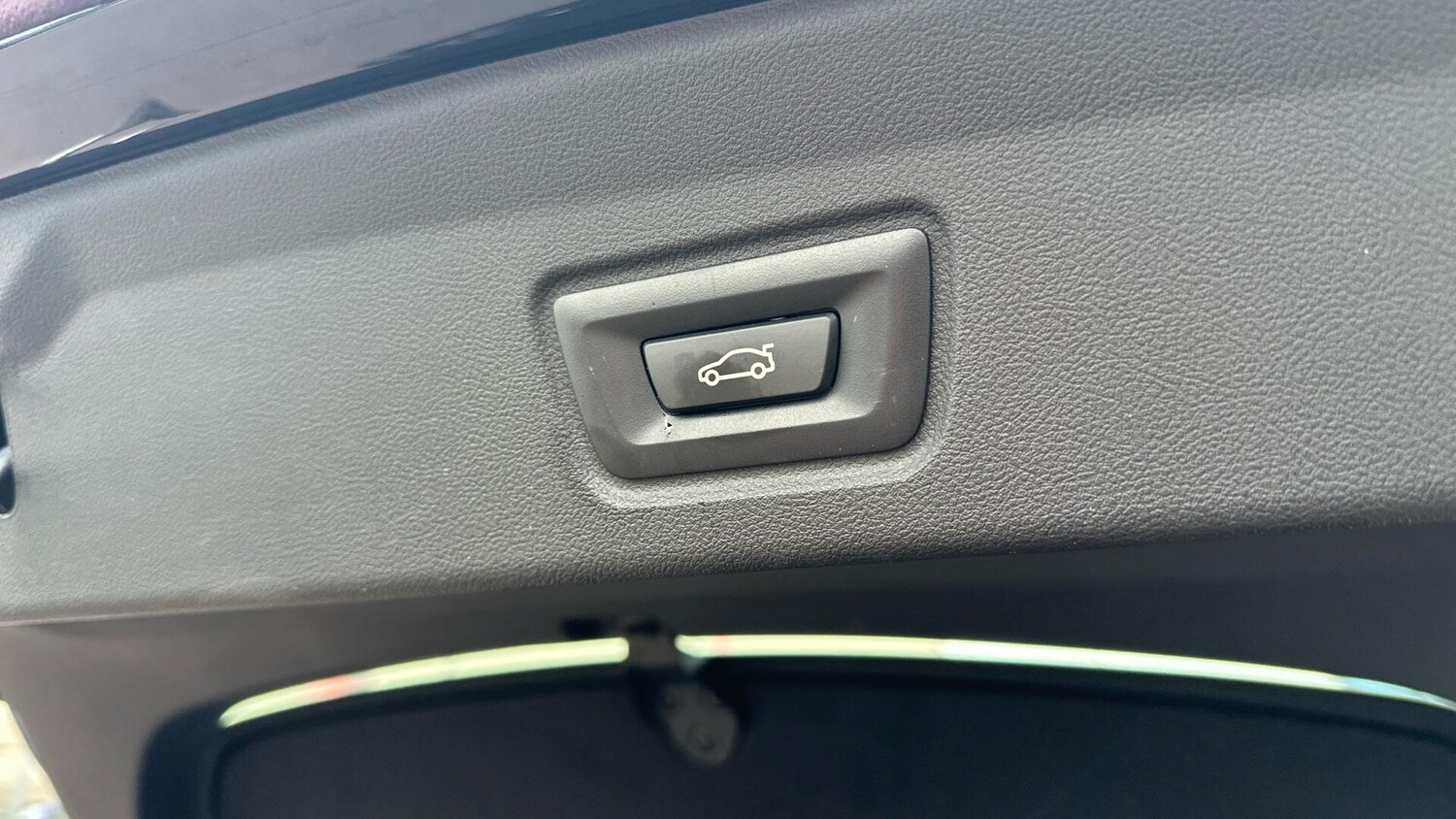 Used BMW i4 2022 for sale - 77852959: Photo 48