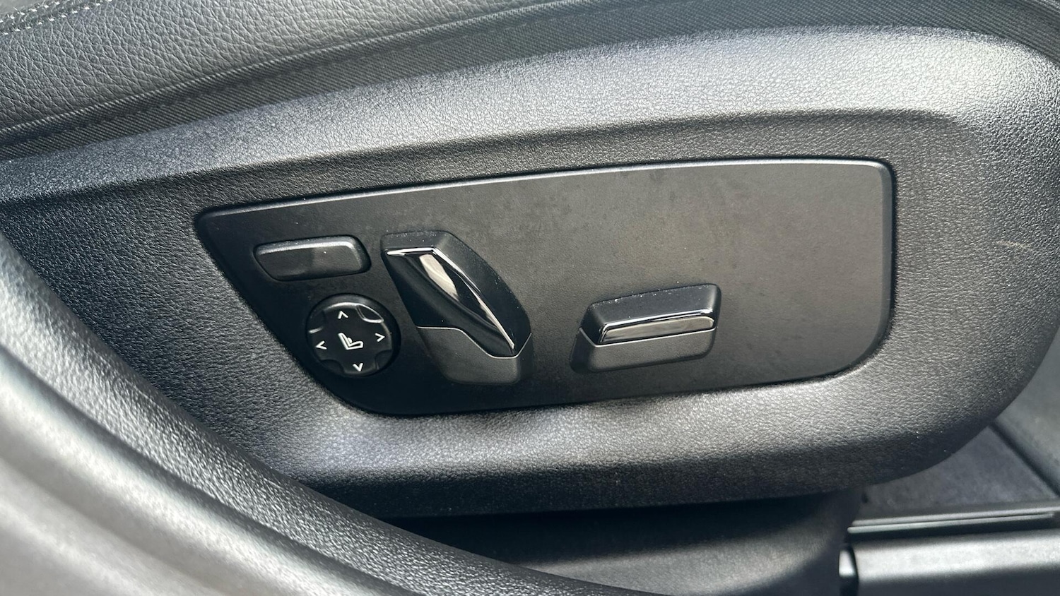 Used BMW 5 Series 2022 for sale - 77646187: Photo 36