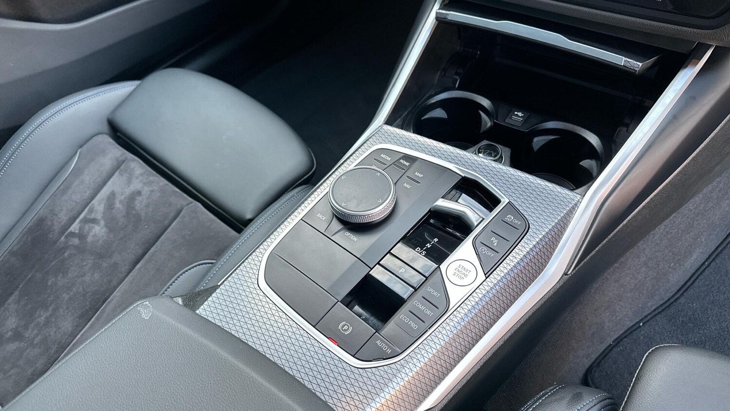 Used BMW 3 Series 2024 for sale - 77604845: Photo 10