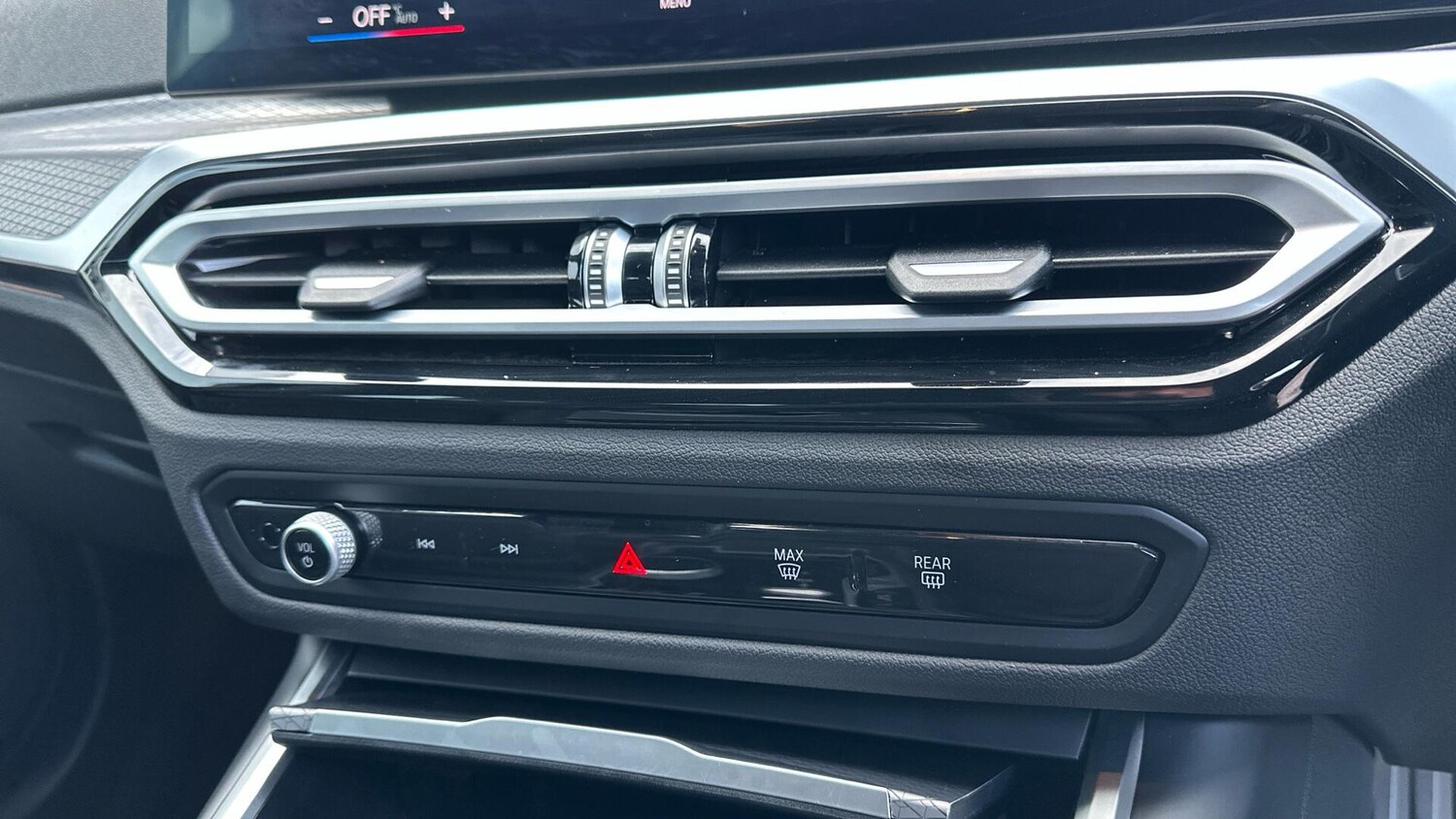 Used BMW 3 Series 2024 for sale - 77604845: Photo 39