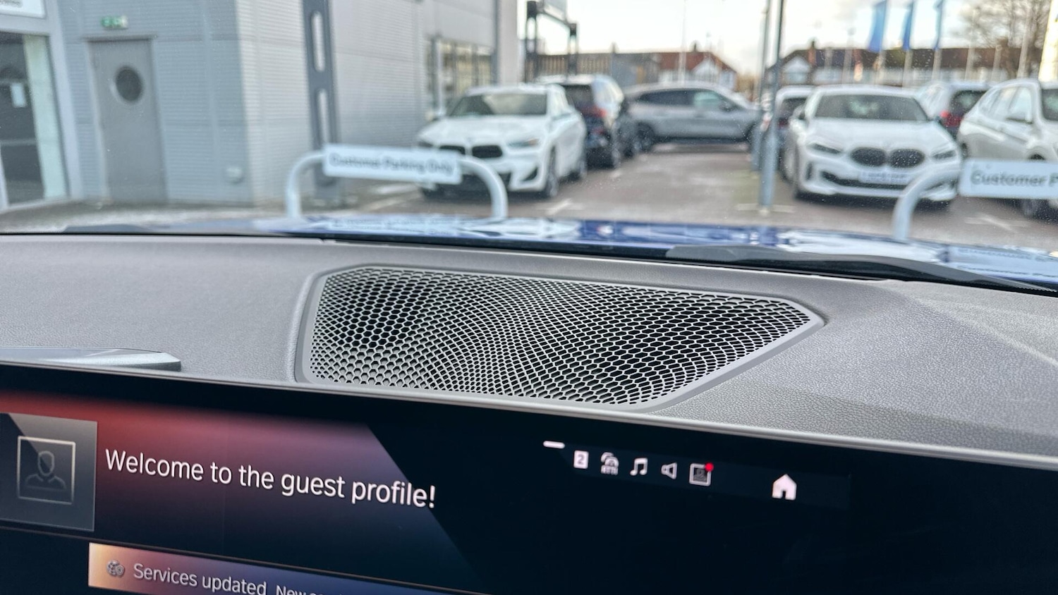 Used BMW 3 Series 2024 for sale - 77604845: Photo 40