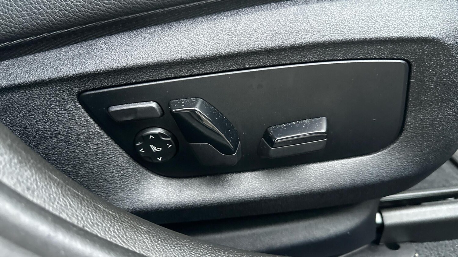 Used BMW 5 Series 2022 for sale - 77604808: Photo 35