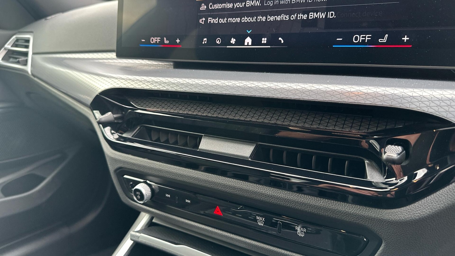 Used BMW 3 Series 2025 for sale - 77604814: Photo 42