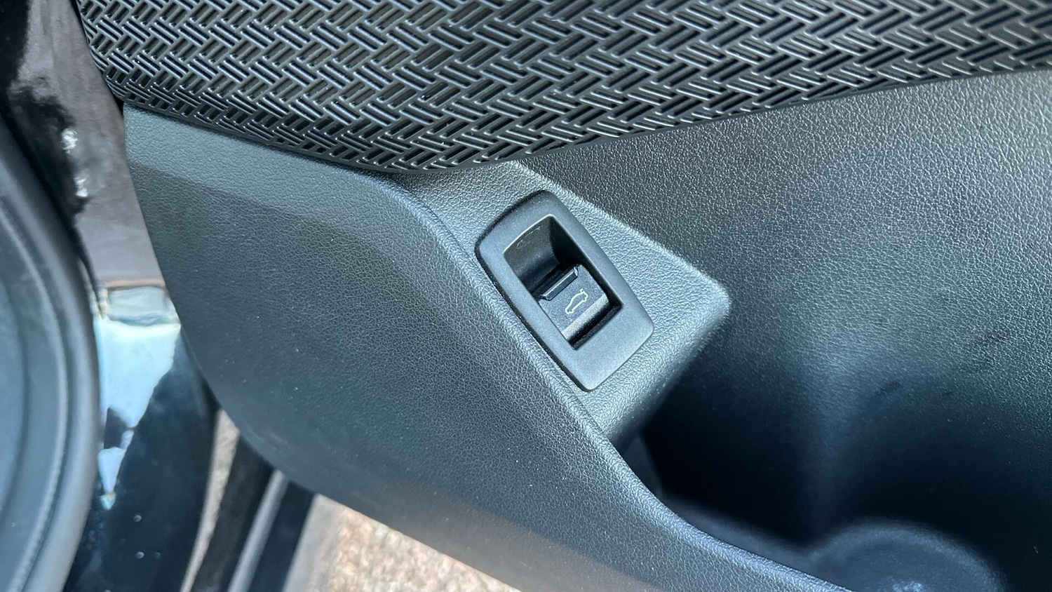 Used BMW iX1 2023 for sale - 77604827: Photo 30