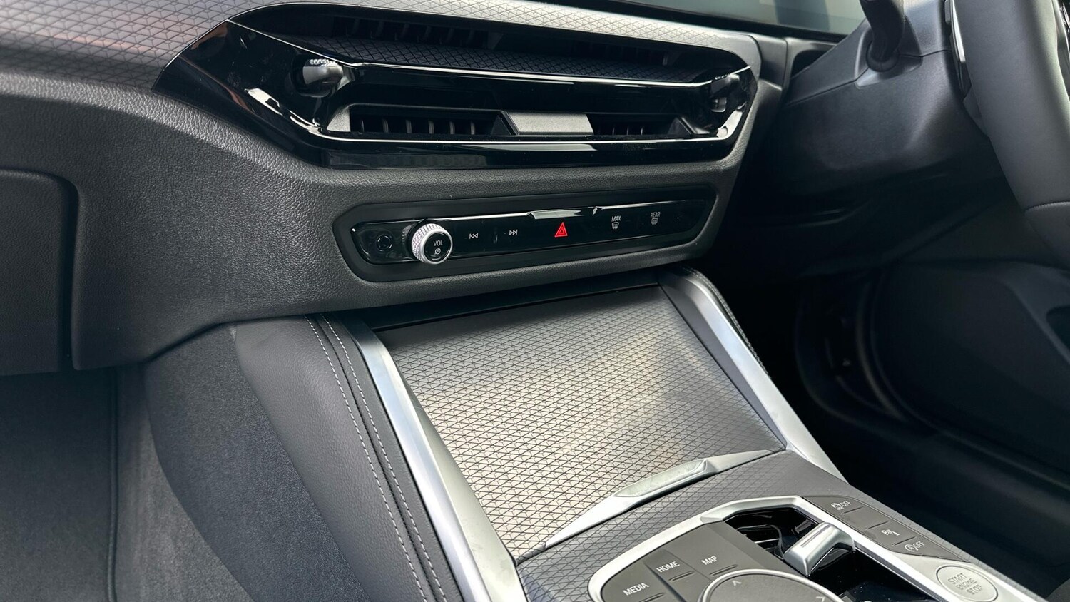 Used BMW 4 Series 2025 for sale - 77604850: Photo 30