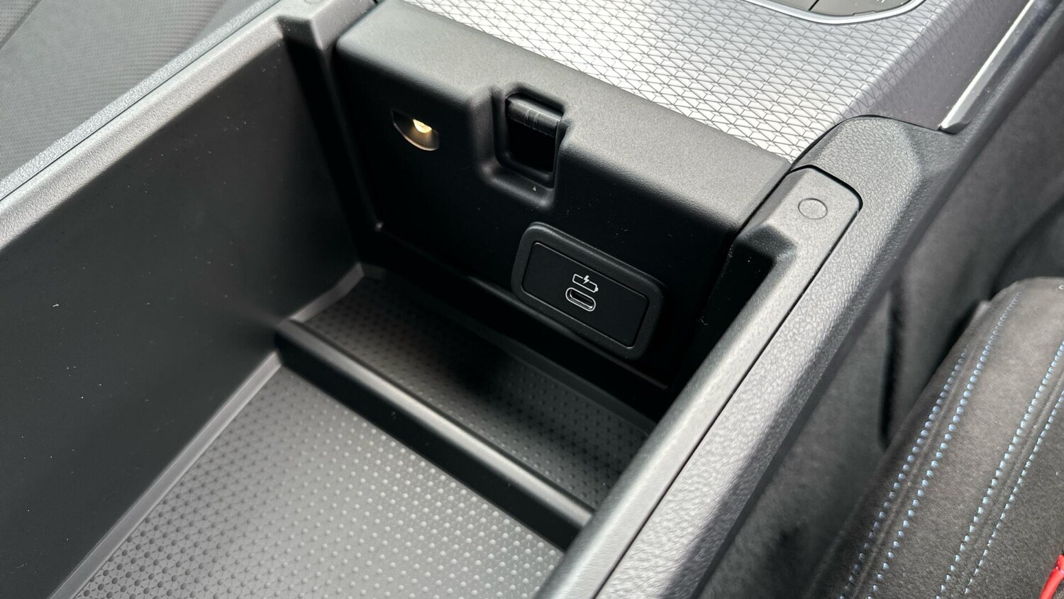 Used BMW 4 Series 2025 for sale - 77604850: Photo 49