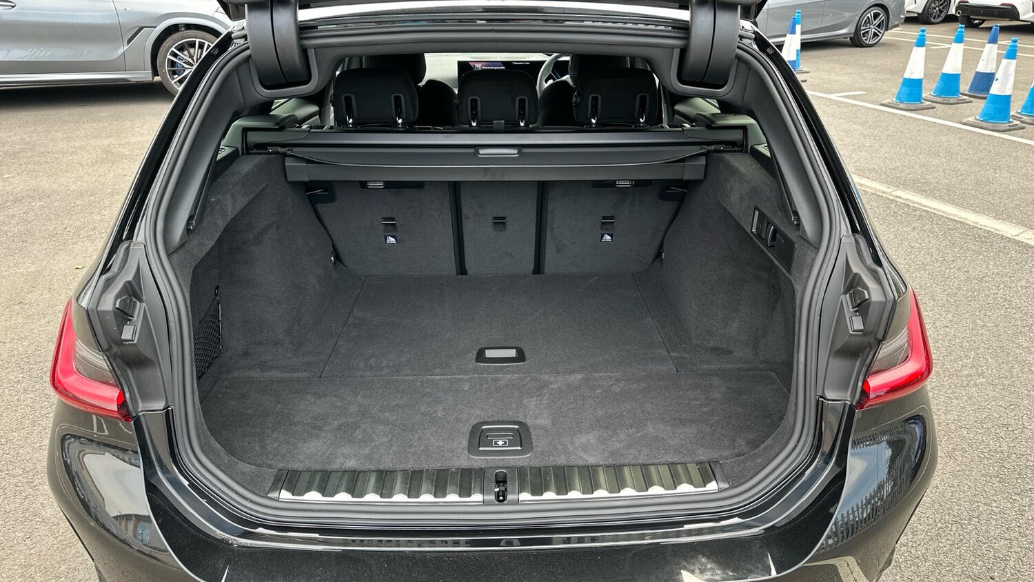 Used BMW 3 Series 2025 for sale - 77604825: Photo 13